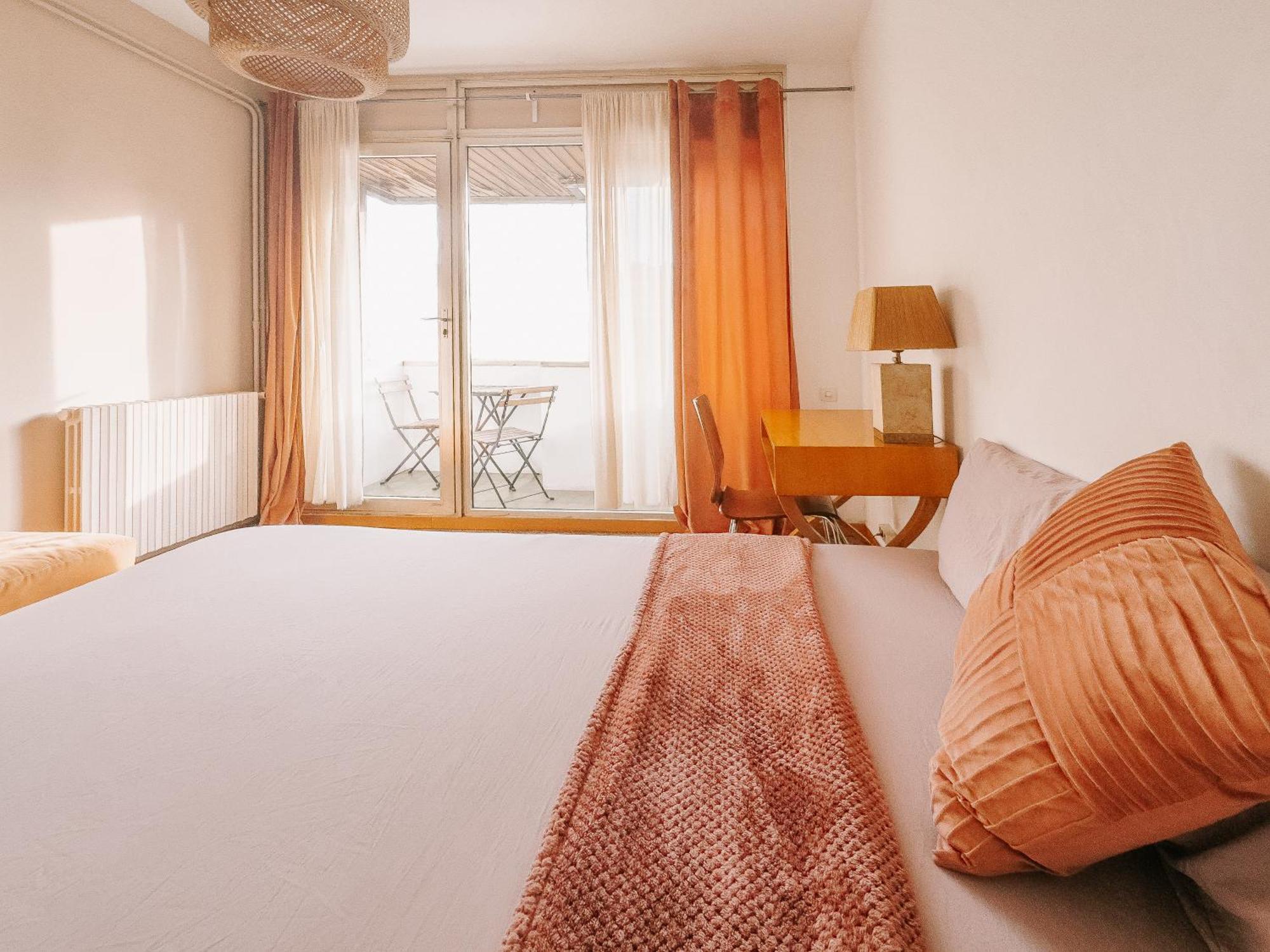 Lovely Rooms In Shared Apartment Gracia Neighborhood Barselona Dış mekan fotoğraf
