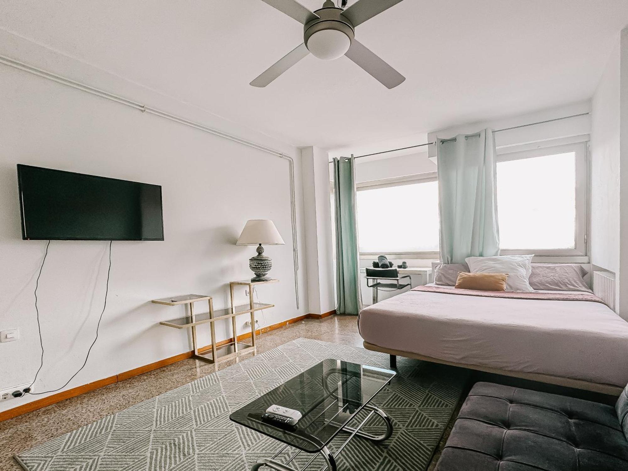 Lovely Rooms In Shared Apartment Gracia Neighborhood Barselona Dış mekan fotoğraf