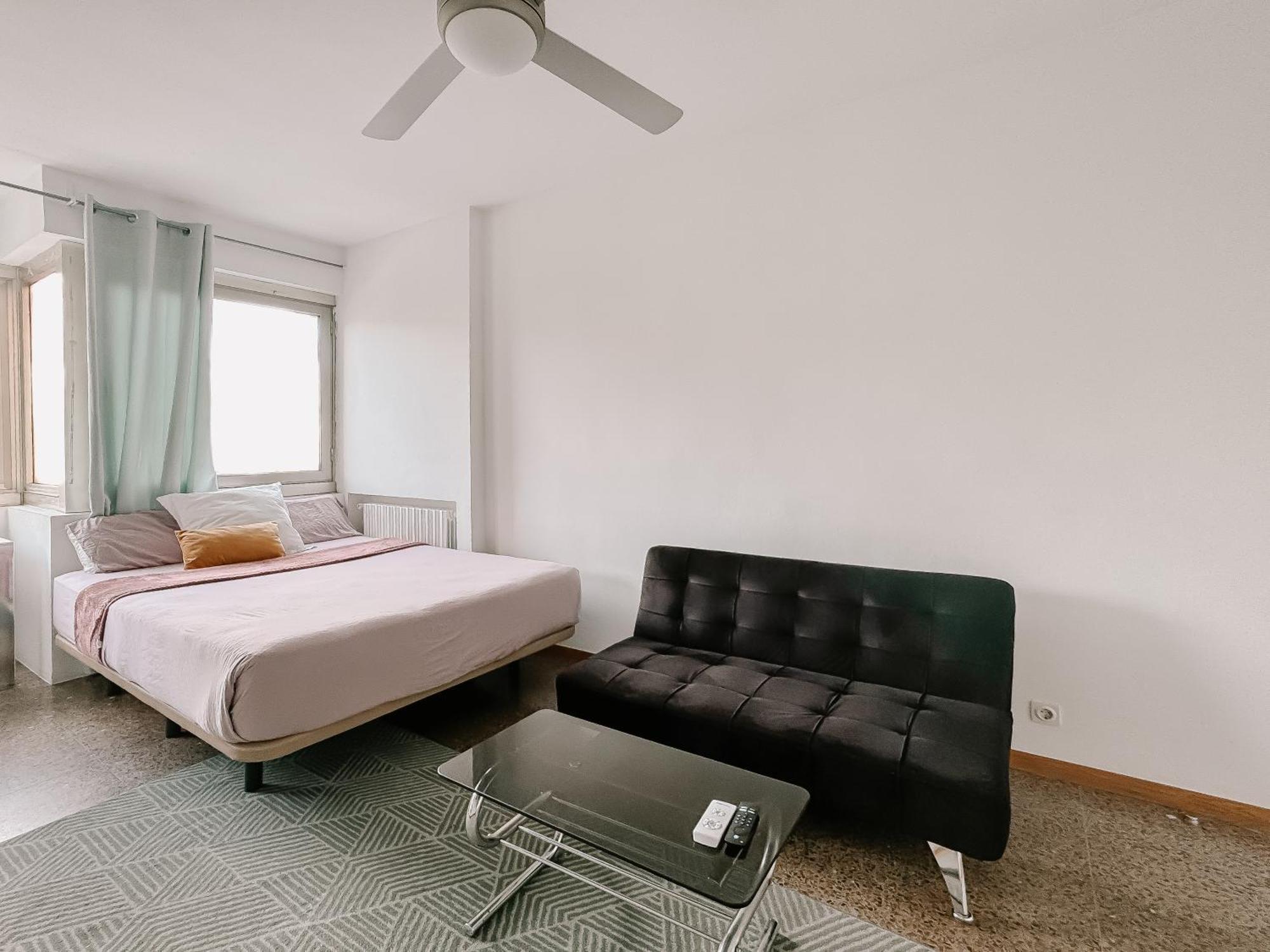 Lovely Rooms In Shared Apartment Gracia Neighborhood Barselona Dış mekan fotoğraf